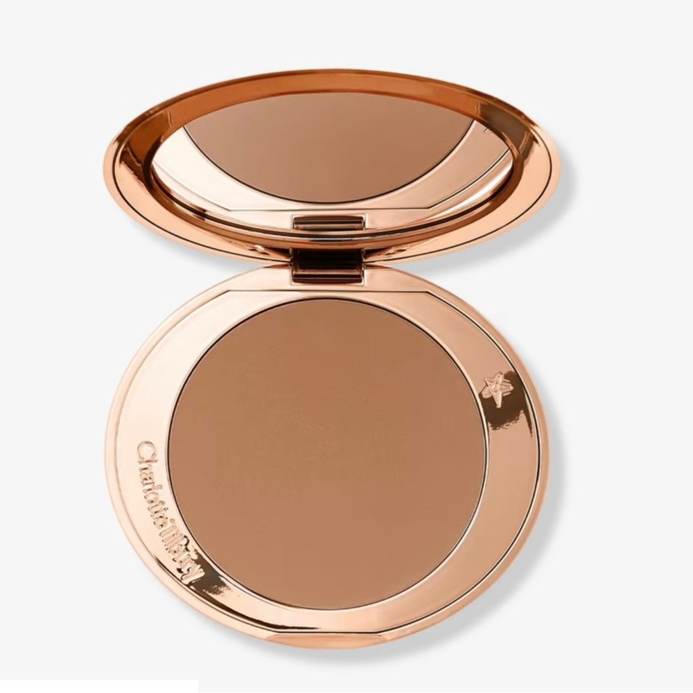 NWOB Charlotte Tilbury Airbrush Bronzer - Medium 2